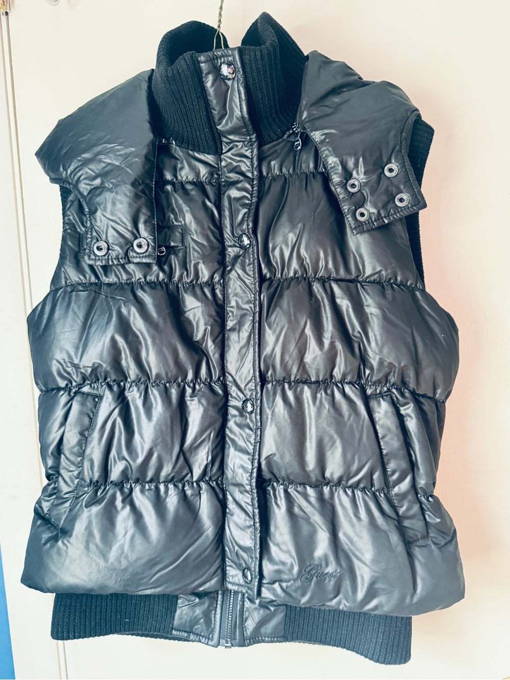 Guess Black Down Puffer Vest Hooded Quilted Jacket M Medium EUC